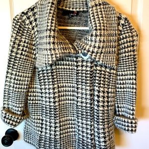 Laura size small houndstooth 3/4 sleeve blazer